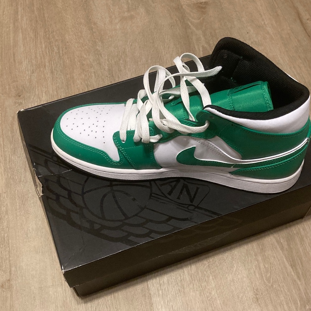 Nike Green and White Sneakers